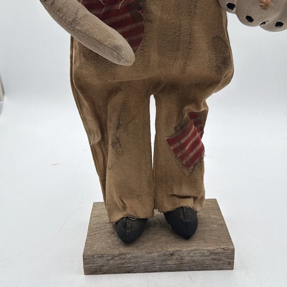 Primitive Folk Art Winter Doll 23